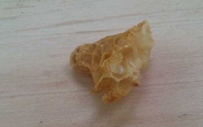 王臺封蓋后幾天會自然分蜂? 王臺