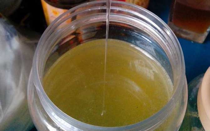 蜂蜜水的正確喝法,不僅僅只是飲用時間,在食用量上也要控制好! 蜂蜜水