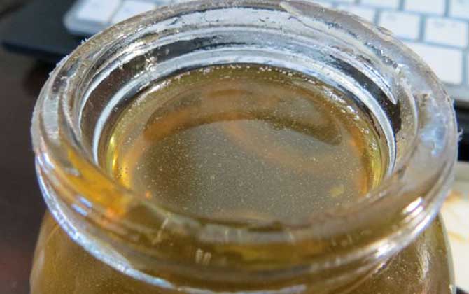 蜂蜜水的正確喝法,不僅僅只是飲用時間,在食用量上也要控制好! 蜂蜜水