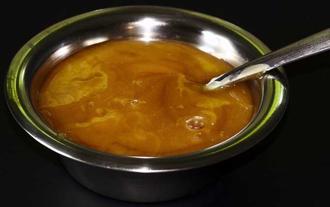 蜂蜜美容是真的嗎?答案是肯定的,更被譽為“可食用的美容劑”! 蜂蜜美容