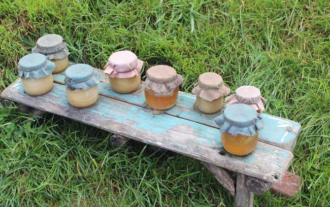 蜂蜜什么牌子好?蜂蜜的質(zhì)量與品牌無(wú)關(guān),但大品牌相對(duì)更有保障! 蜂蜜