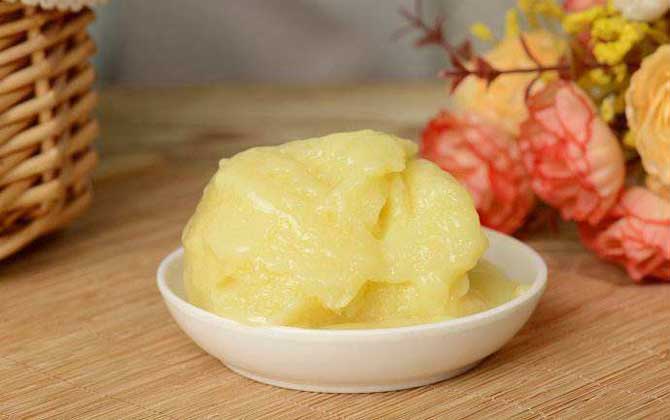 蜂王漿怎么吃最好?除了要適量以外,還要注意蜂王漿的禁忌人群! 蜂王漿