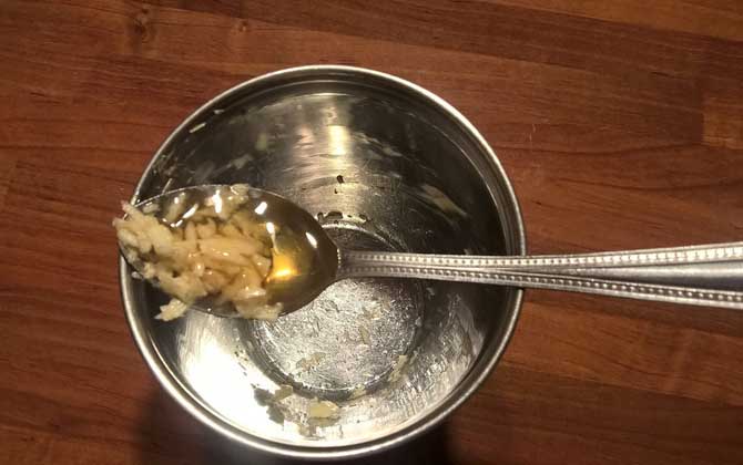 檸檬蜂蜜水的功效有哪些?經常喝檸檬蜂蜜水,這5個好處跑不了! 蜂蜜