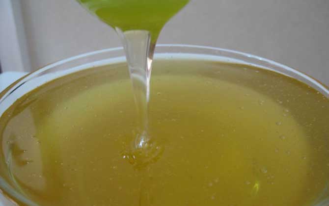 天天喝蜂蜜會不會發胖?看食用量,適量能減肥,過量越喝越胖! 蜂蜜