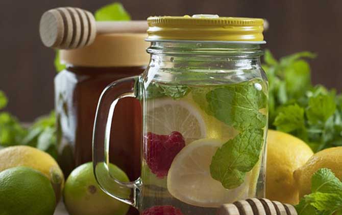 什么牌子的蜂蜜好?蜂蜜質(zhì)量與品牌無關(guān),但大品牌相對更有保障! 蜂蜜