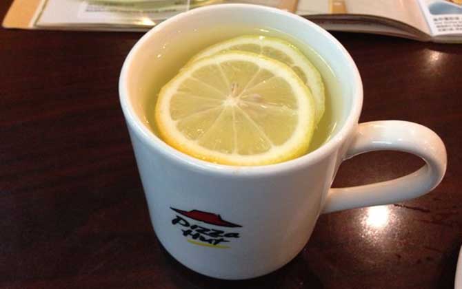 蜂蜜檸檬水的禁忌有哪些?不但喝法要正確,更要注意禁忌人群! 蜂蜜檸檬水