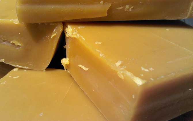 蜂蠟怎么吃才正確?絕對(duì)不能過(guò)量食用,也不是所有人都能吃! 蜂蠟