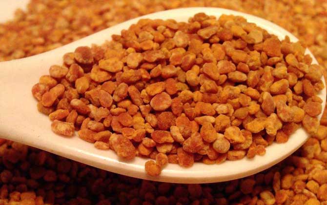 男人吃花粉能壯陽嗎?有一定的輔助效果,但必須要堅(jiān)持服用! 花粉