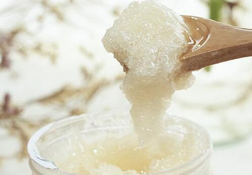 洋槐蜜和椴樹蜜哪個更好吃(喝)?有什么區別? 洋槐蜜和椴樹蜜哪個更好吃(喝)?有什么區別?