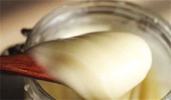 雜花蜜和椴樹蜜哪個好(抓花蜜和椴樹蜜的區別和營養價值) 雜花蜜和椴樹蜜哪個好(抓花蜜和椴樹蜜的區別和營養價值)