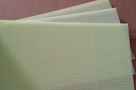 塑料巢礎(chǔ)好用嗎(塑料巢礎(chǔ)的優(yōu)缺點) 塑料巢礎(chǔ)好用嗎(塑料巢礎(chǔ)的優(yōu)缺點)