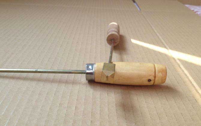 蜜蜂工具批發(fā)價格表(養(yǎng)蜂工具大全及參考價格) 蜜蜂工具批發(fā)價格表(養(yǎng)蜂工具大全及參考價格)