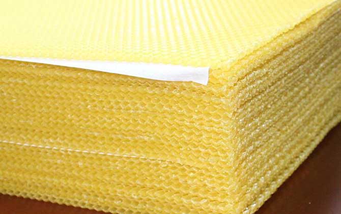 中蜂巢礎多少錢一張(巢礎的參考價格及使用方法) 中蜂巢礎多少錢一張(巢礎的參考價格及使用方法)