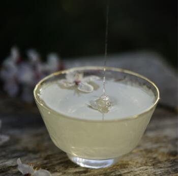 白蜂蜜價格是多少(白蜂蜜一般要多少錢一斤) 白蜂蜜價格是多少(白蜂蜜一般要多少錢一斤)