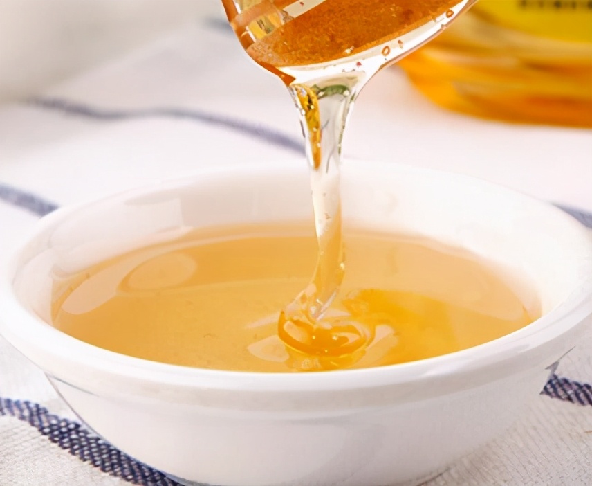 真蜂蜜和假蜂蜜的區別(真假蜂蜜的11種鑒別方法) 真蜂蜜和假蜂蜜的區別(真假蜂蜜的11種鑒別方法)