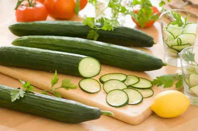 一根黃瓜熱量是多少卡 一根黃瓜熱量是多少卡