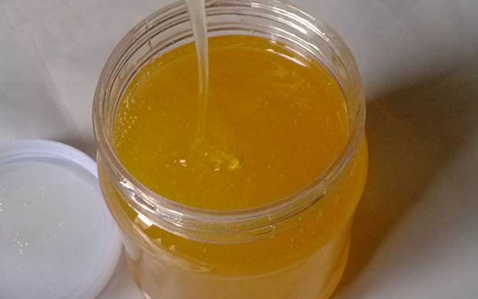 蜂蜜去皺紋有效果嗎？有一定的除皺效果，若能搭配使用效果更佳！