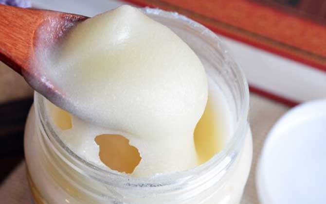 黑蜂蜂蜜價(jià)格多少錢一斤？