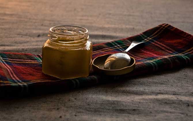 蜂蜜祛斑方法及祛斑小竅門(mén)